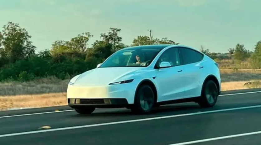 Nuevo Tesla Model Y barato (E41): precio, diferencias y si merece la pena